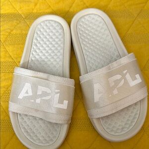 APL Woman’s size 5 Cream Slides